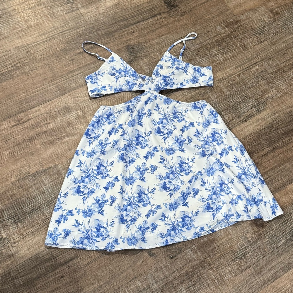 Women’s Mini Cut-Out Floral Dress - Size XL